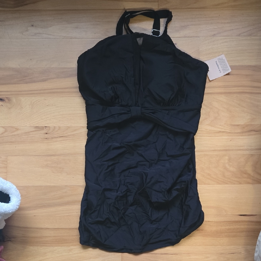 BloomChic Elegant Black Dress